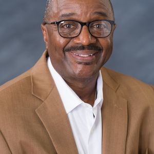 Meet your Posher, Uril